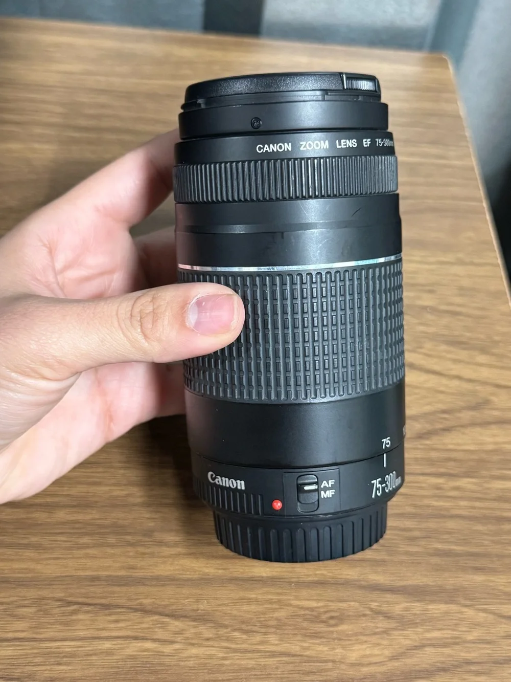 Canon EF 75-300mm f/4-5.6 III Telephoto Zoom Lens - Great Condition!